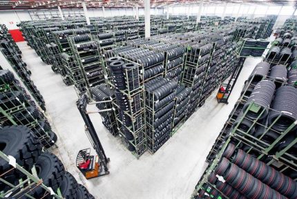 Fiege-Tires-Warehousing2